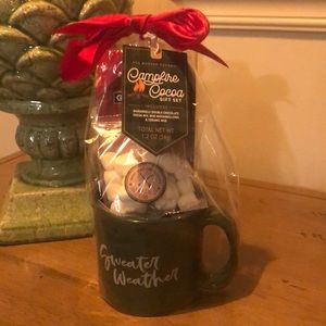 New with tags - campfire cocoa set w/mug